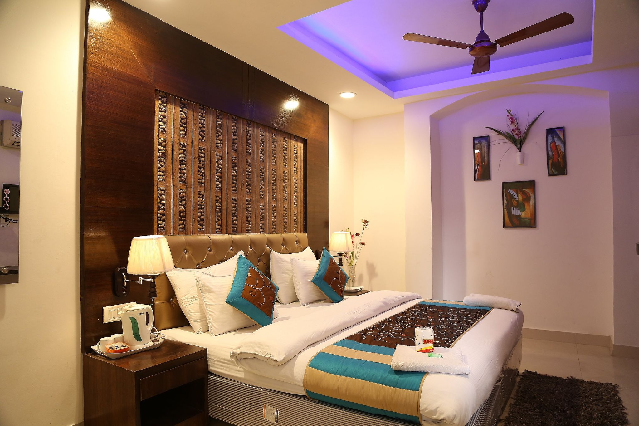 Hotel Arjun @ Paharganj Deluxe Room with Complimentary Wi-Fi