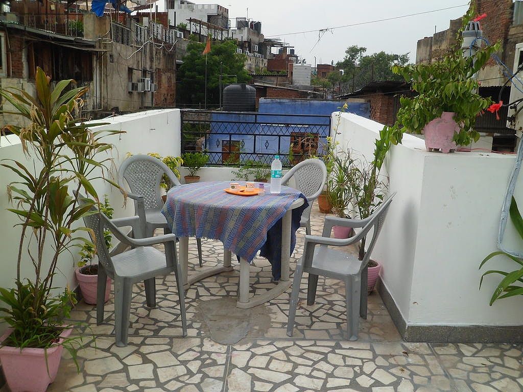 Food & Dining