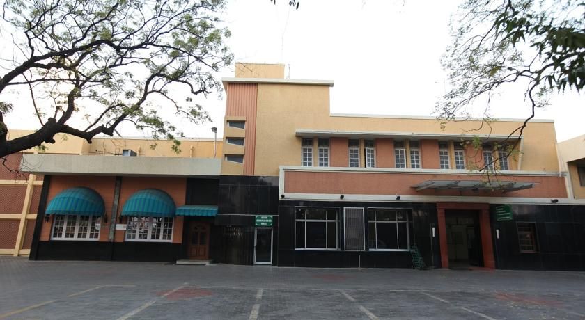 undefined New Woodlands Hotel 6