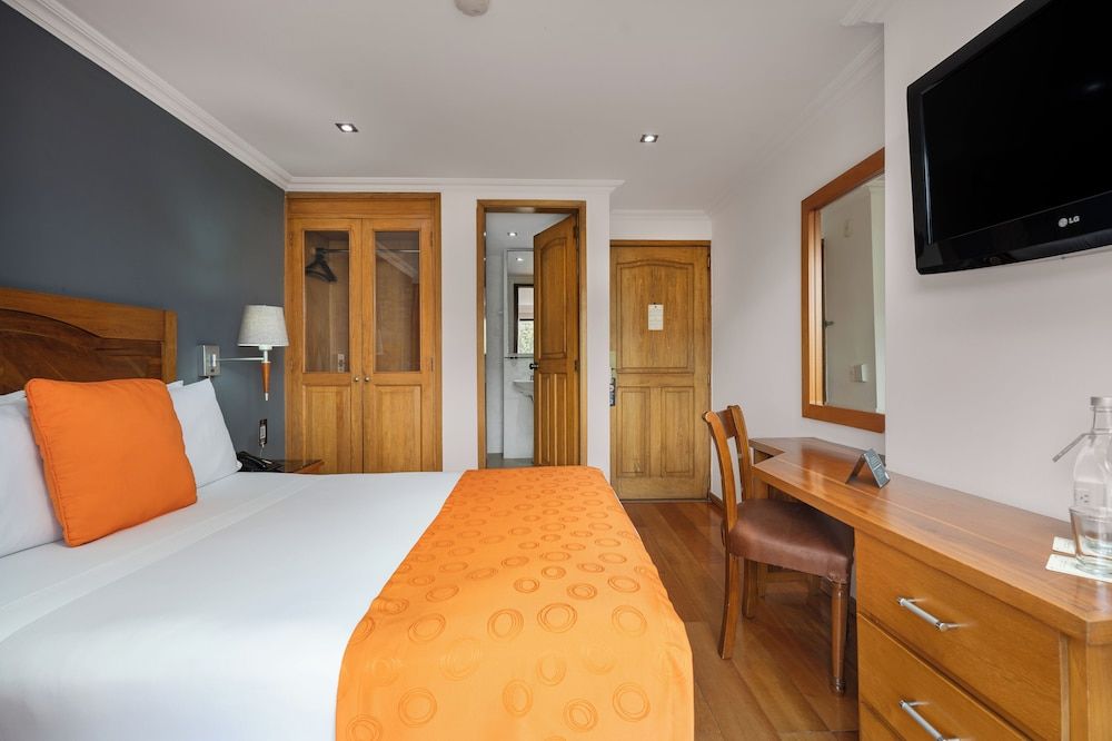 Hotel Egina Bogota Superior Room, 1 Double Bed 8