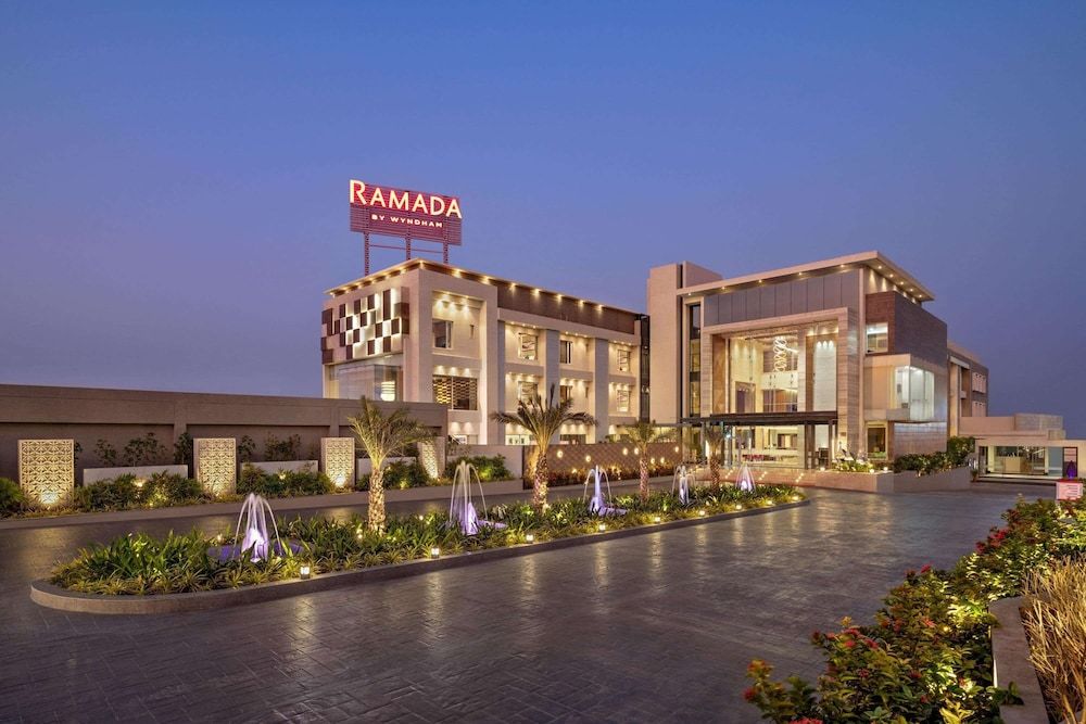 Ramada by Wyndham Gandhidham Shinay