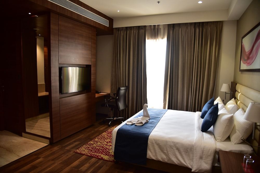 Ramada by Wyndham Gandhidham Shinay Superior Room, 1 King Bed, Non Smoking