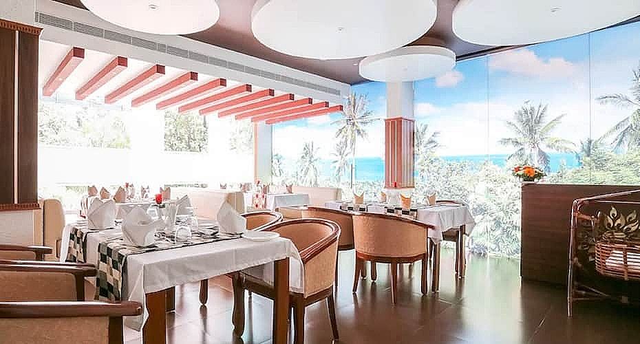Food & Dining