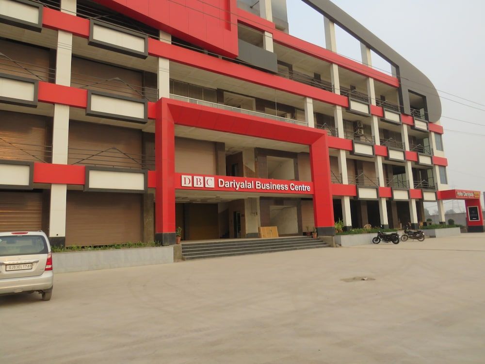 undefined Dariyalal Hotel 5