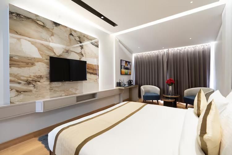 Sterling Legacy Shimla Classic Room 9