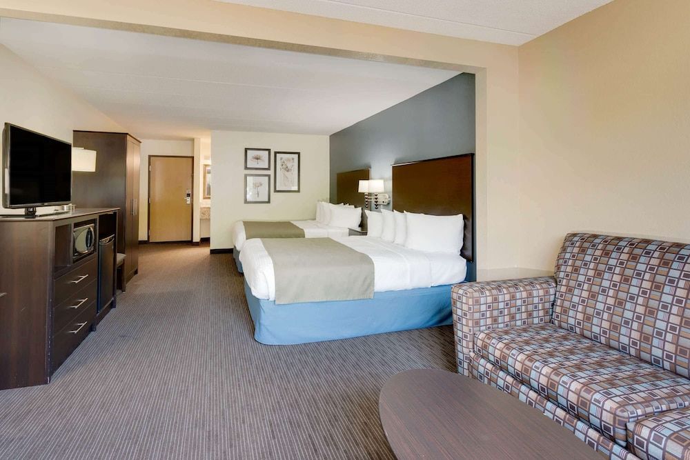 Deluxe Room, 2 Queen Beds, Non Smoking