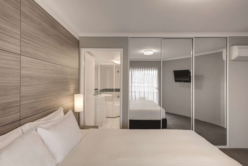 Adina Serviced Apartments Canberra James Court Standard Apartment, 2 Bedrooms (King or Twin) 4
