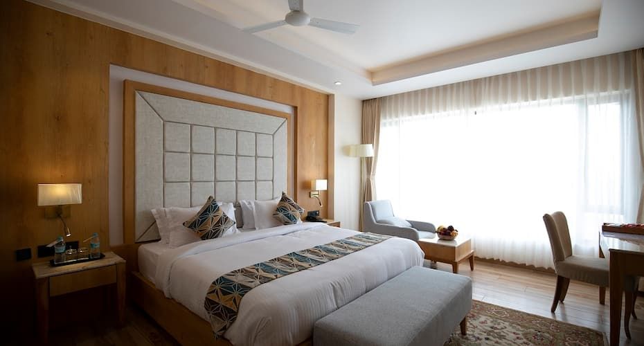 The Square Somnath The Square Super Deluxe 19