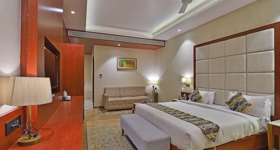 The Square Somnath The Square Super Deluxe 3