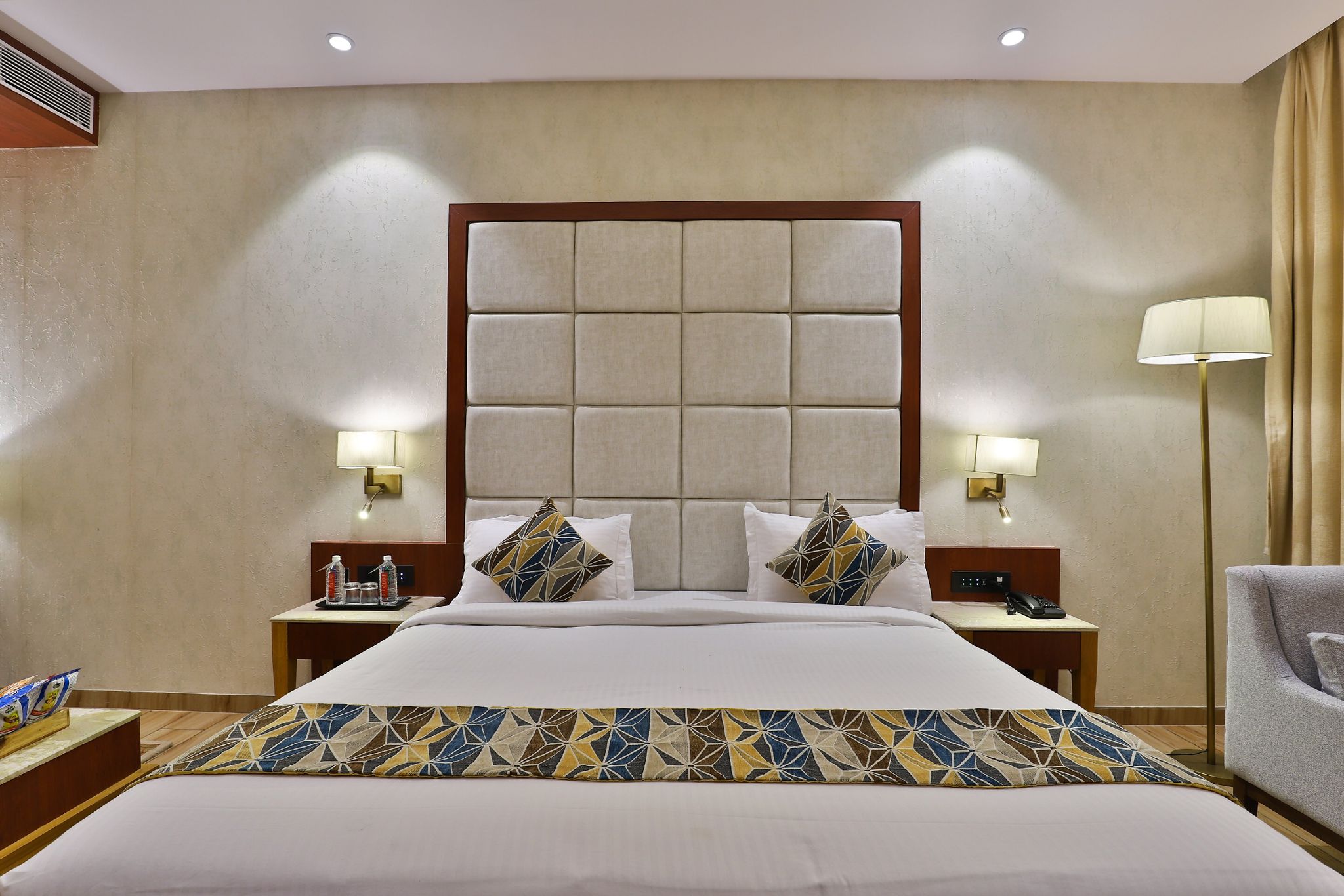 The Square Somnath The Square Super Deluxe 10