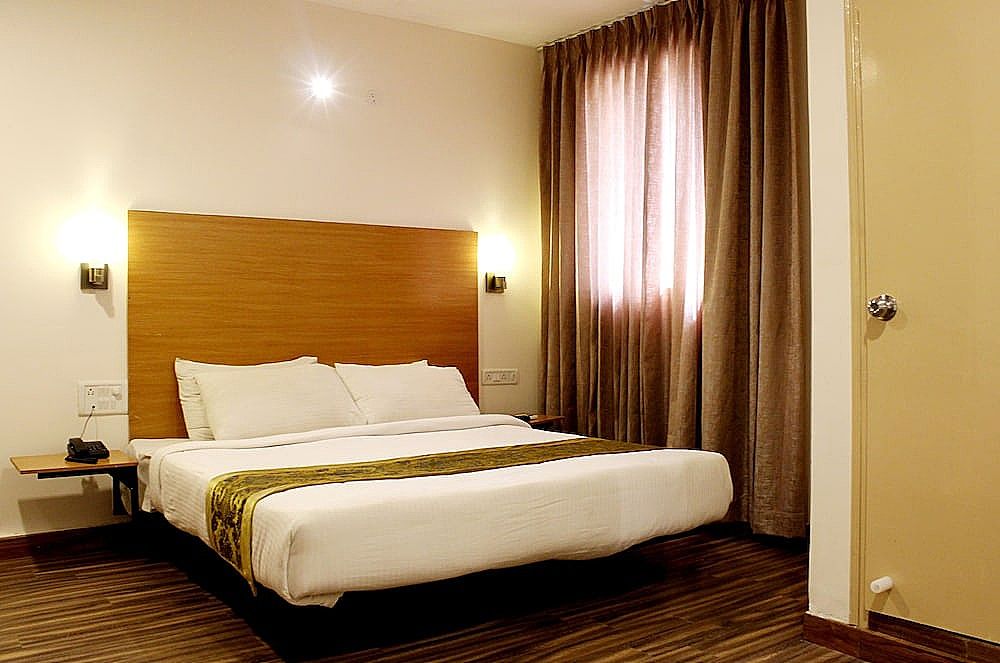 undefined Jagadish Hotel Begur 2