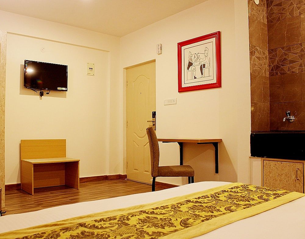 Jagadish Hotel Begur Deluxe Room 12