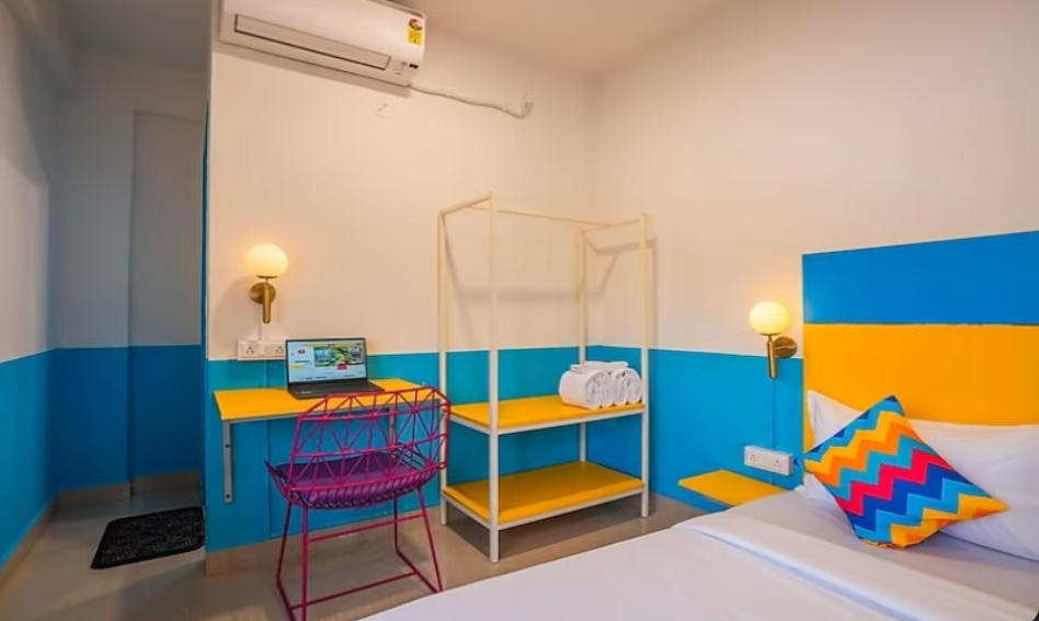 Deluxe Private AC Room with Ensuite Bathroom