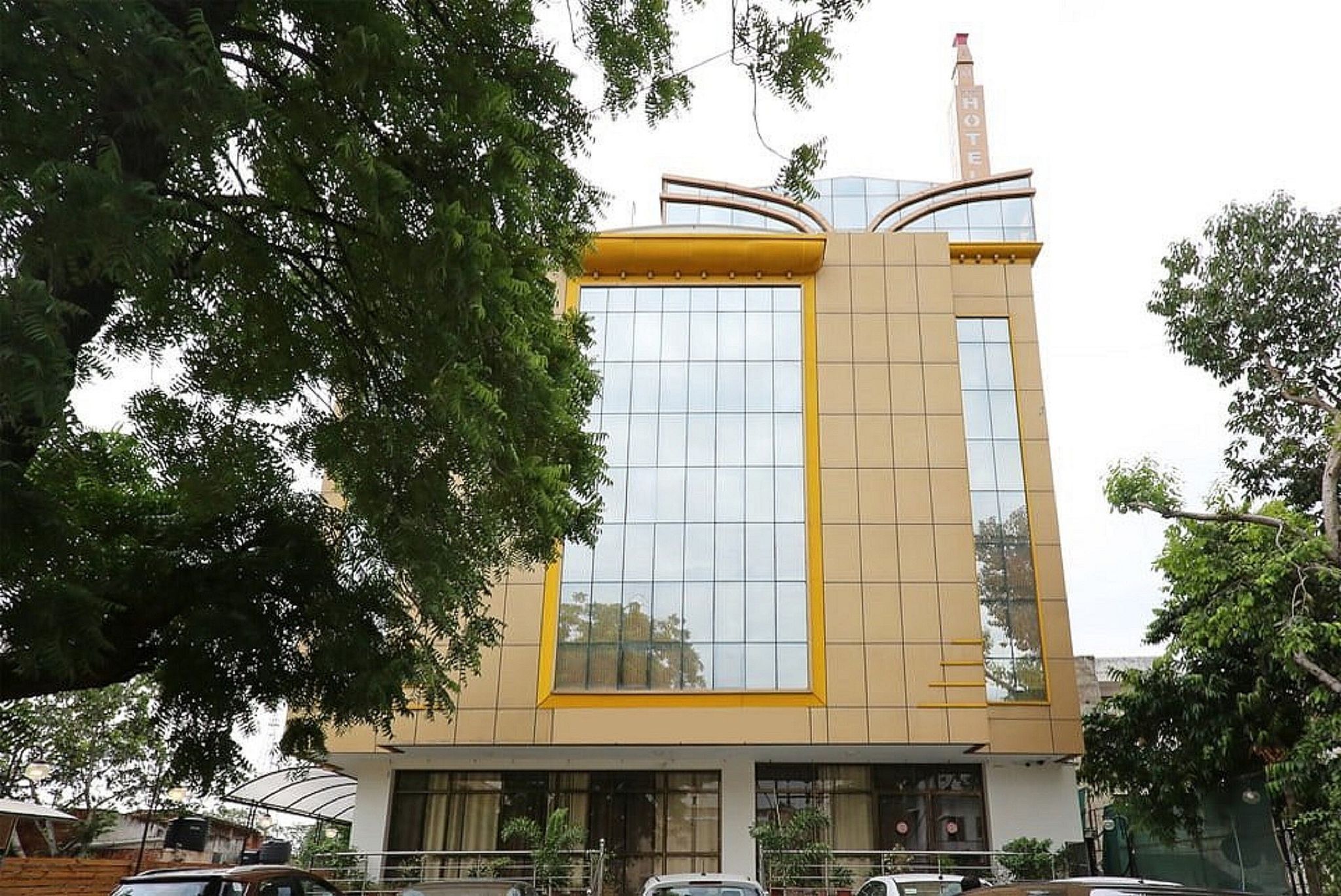 Hotel Exterior