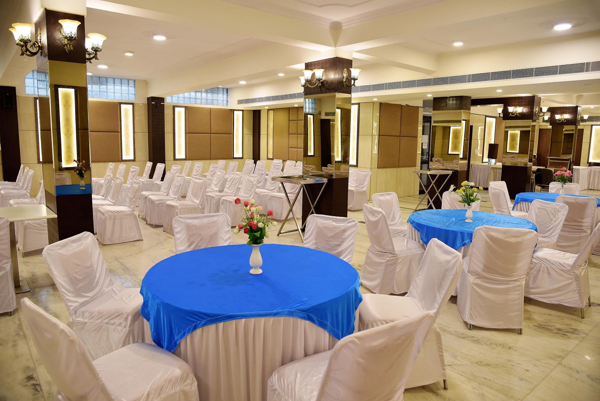 Food & Dining