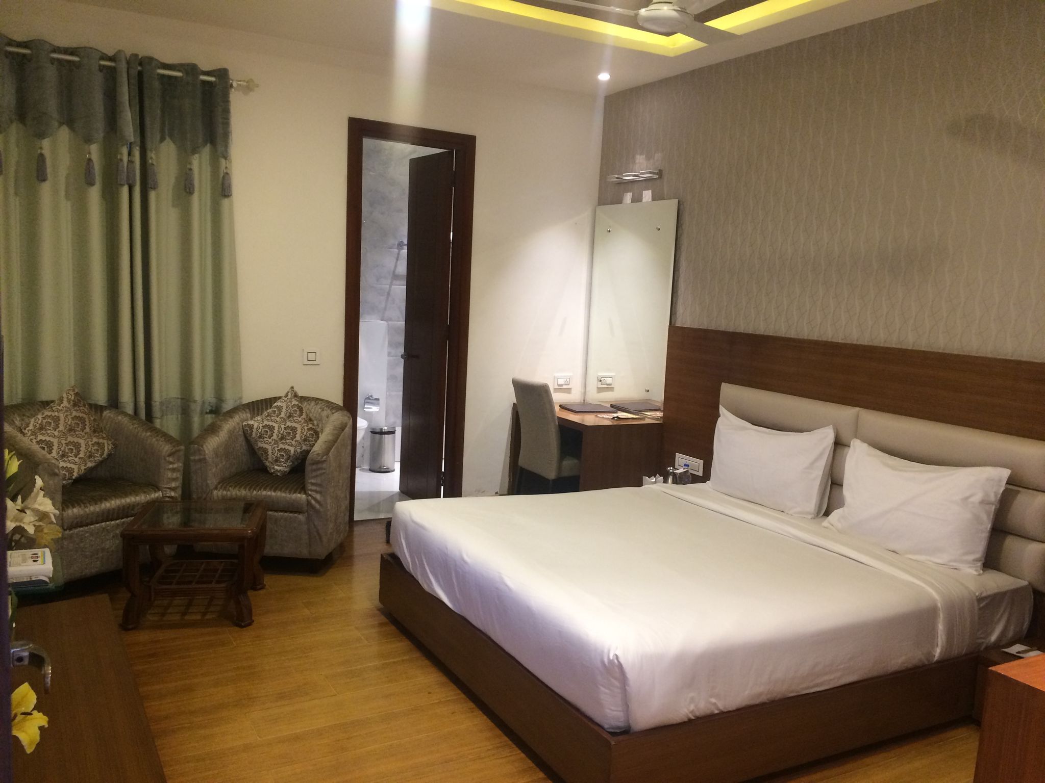 Hotel Royal Inn Executive Room 8