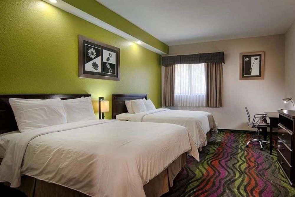 Room, 2 Queen Beds