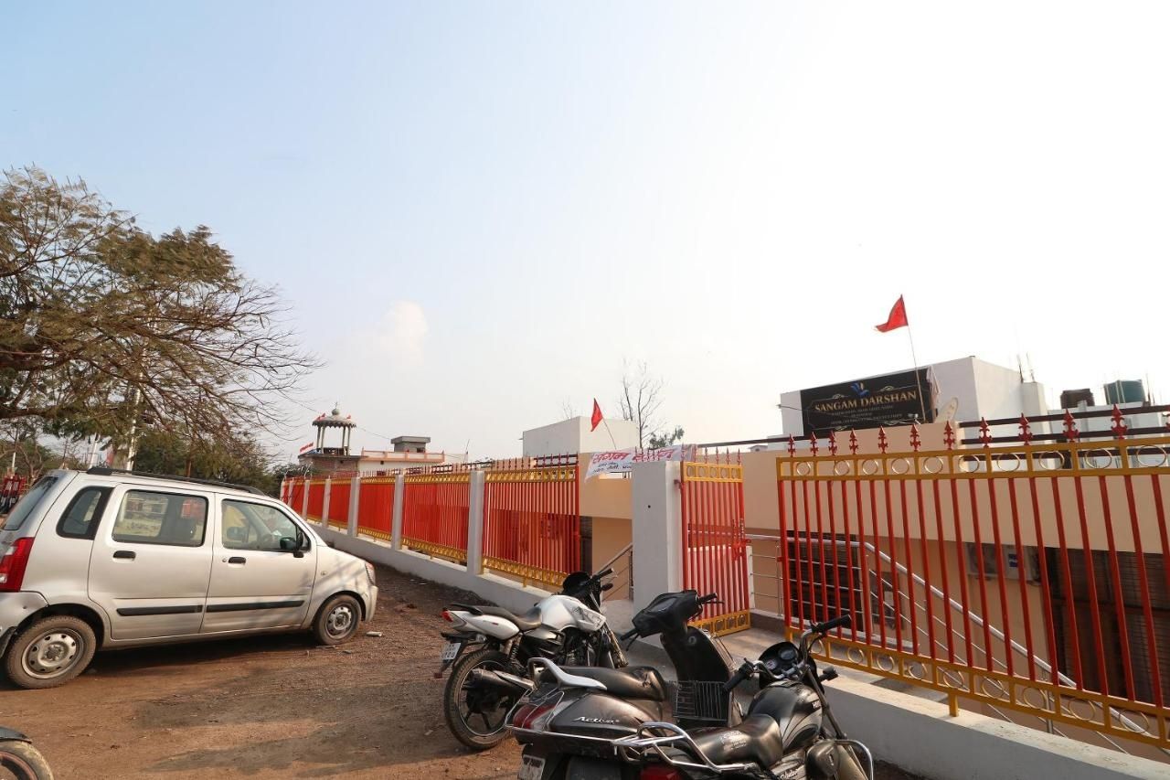 undefined OYO Flagship 27941 Sangam Darshan