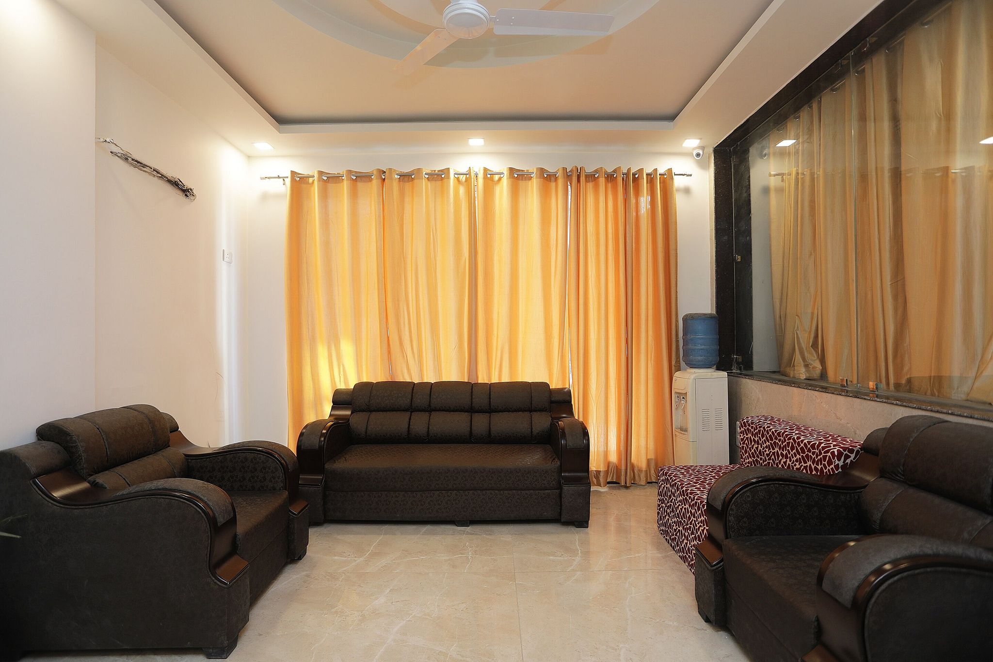 undefined OYO 12235 Hotel Bliss Continental 5