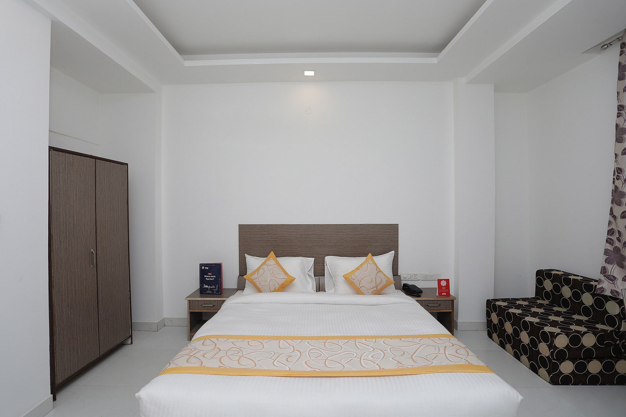 undefined OYO 12235 Hotel Bliss Continental 3