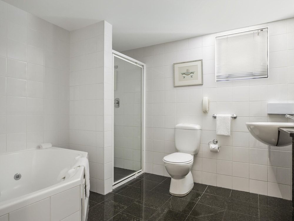 Mantra Parramatta Comfort Suite, 2 Double Beds 3