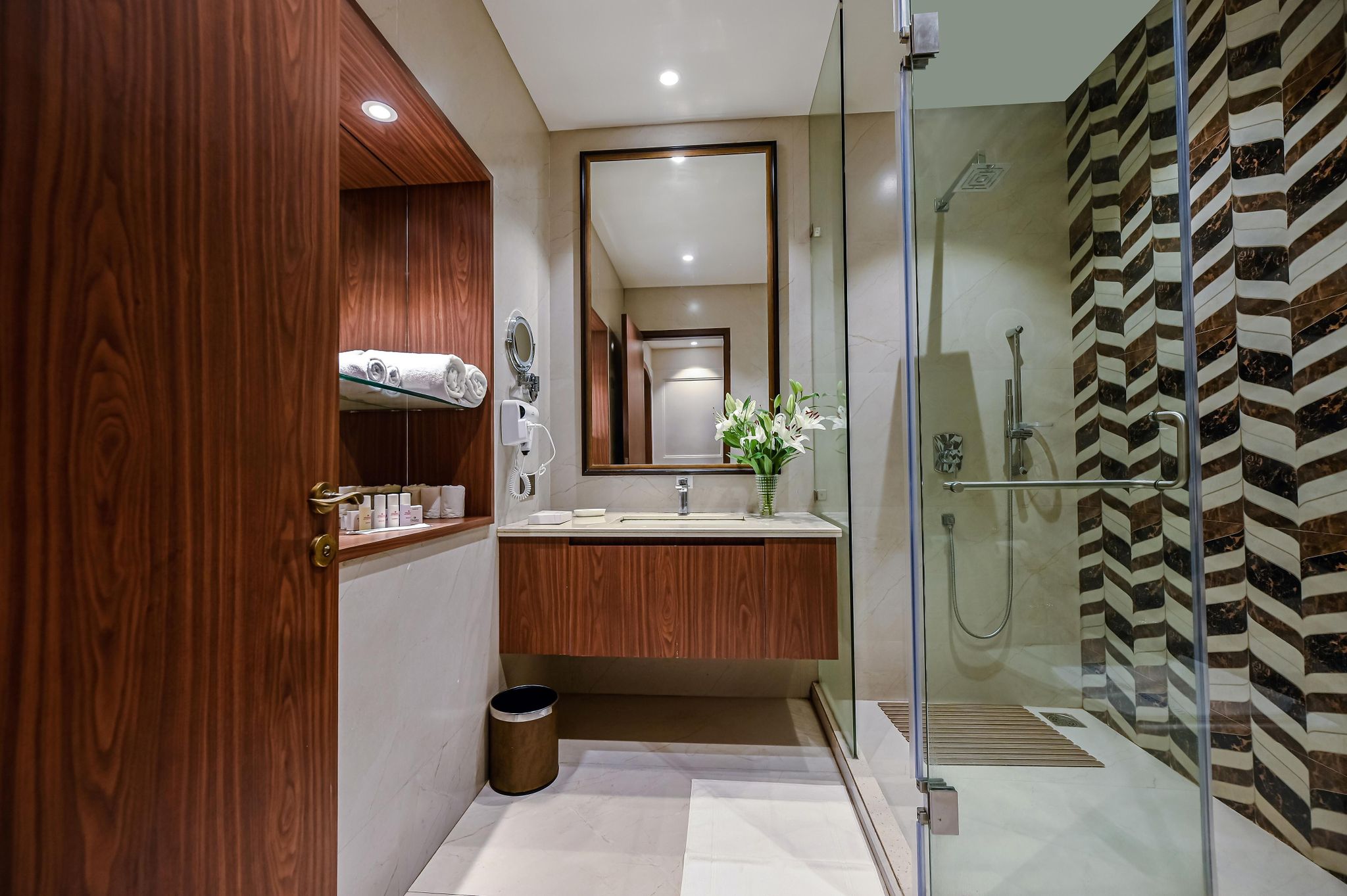 Chanakya BNR Hotel Superior Double Bedded Room 5