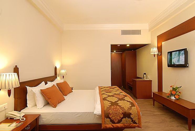 Chanakya BNR Hotel Superior Double Bedded Room 2