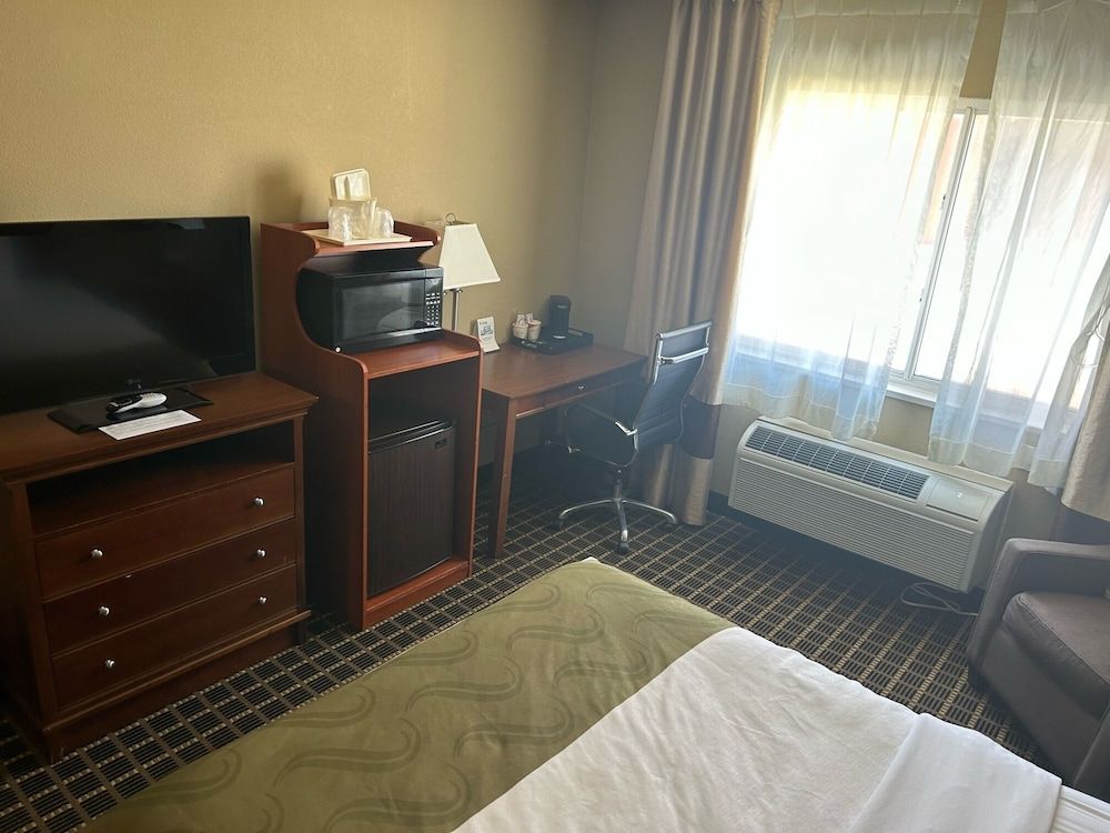 Room, 1 Queen Bed, Accessible, Non Smoking