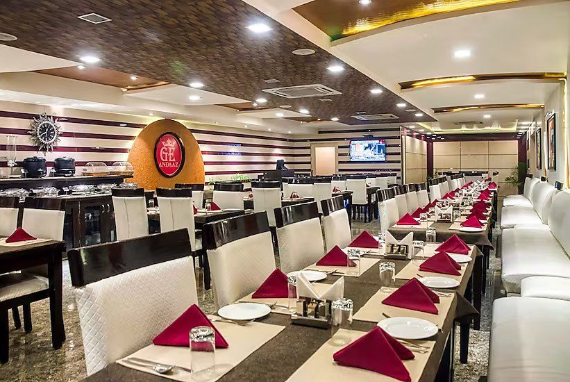 undefined Emporio Hotel 7