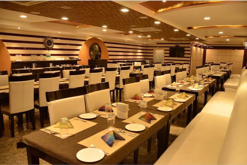 undefined Emporio Hotel 9