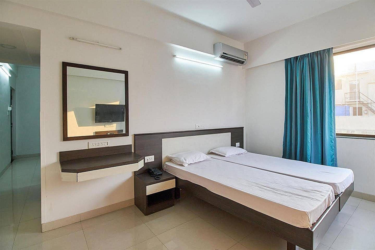 Aankur Inn Standard AC Room (Local ID & Unmarried Couples not allowed) 43