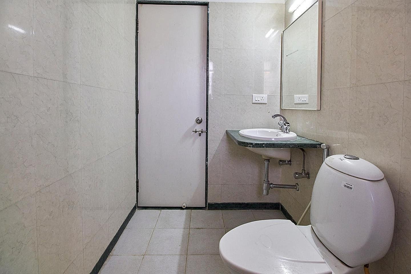 Aankur Inn Standard AC Room (Local ID & Unmarried Couples not allowed) 38