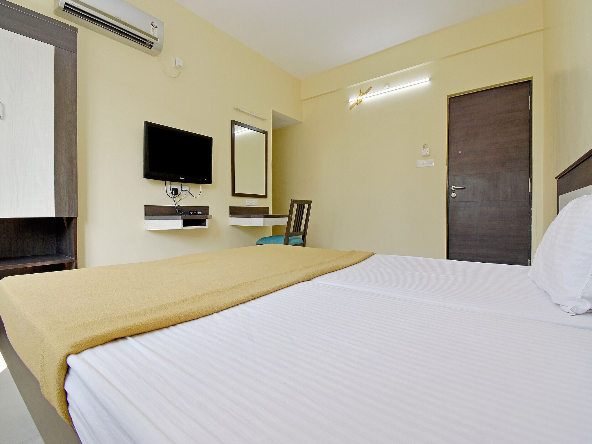 Aankur Inn Standard AC Room (Local ID & Unmarried Couples not allowed) 48