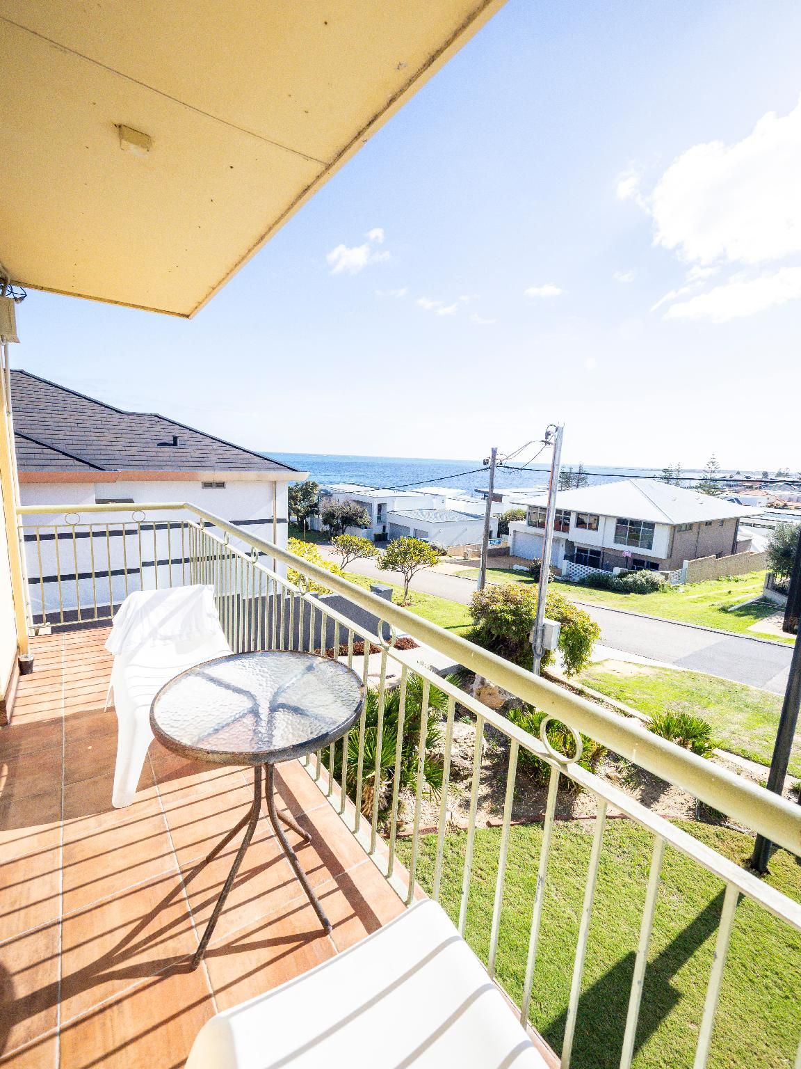 Balcony Room