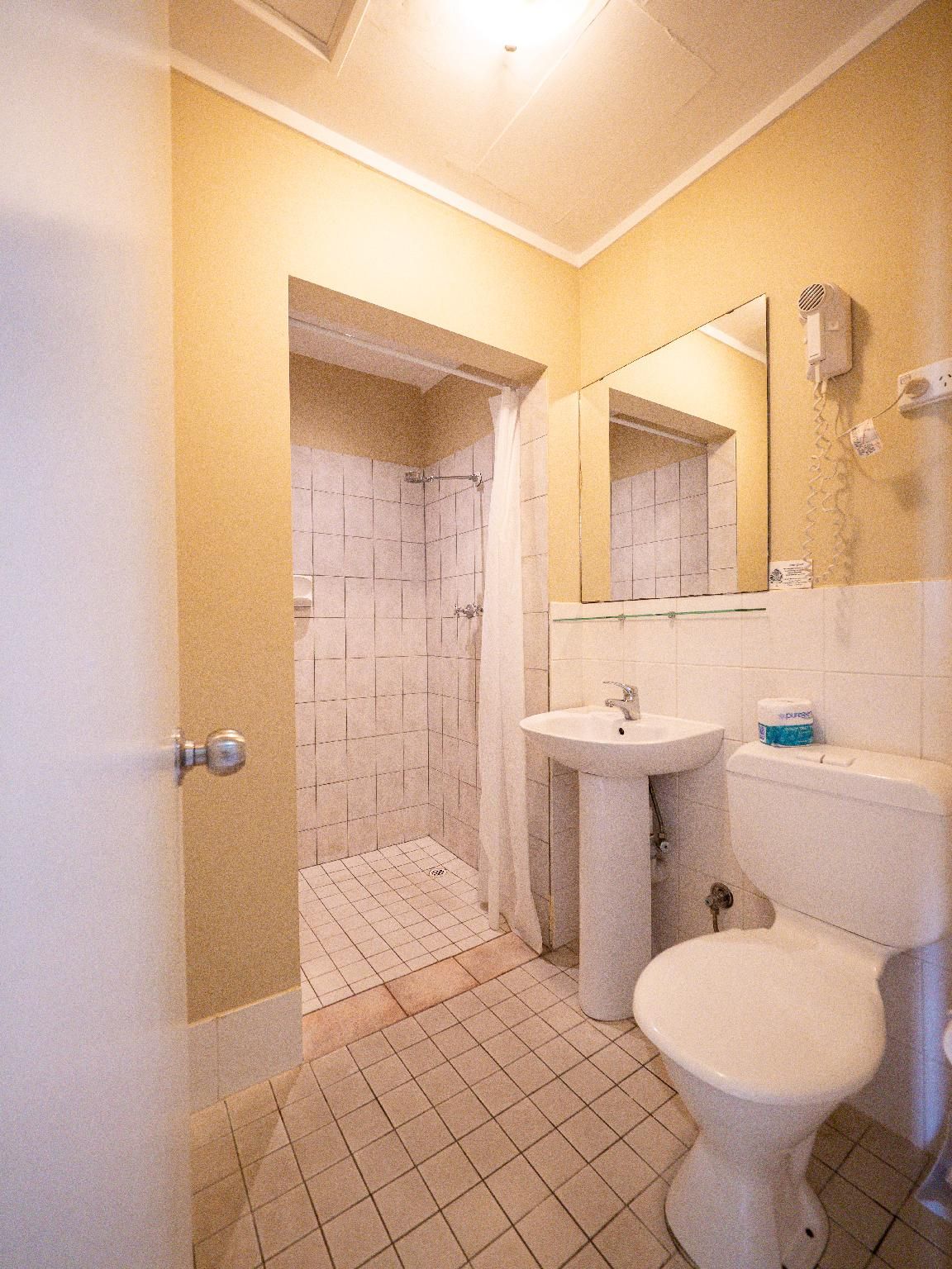 Triple Kitchenette Room