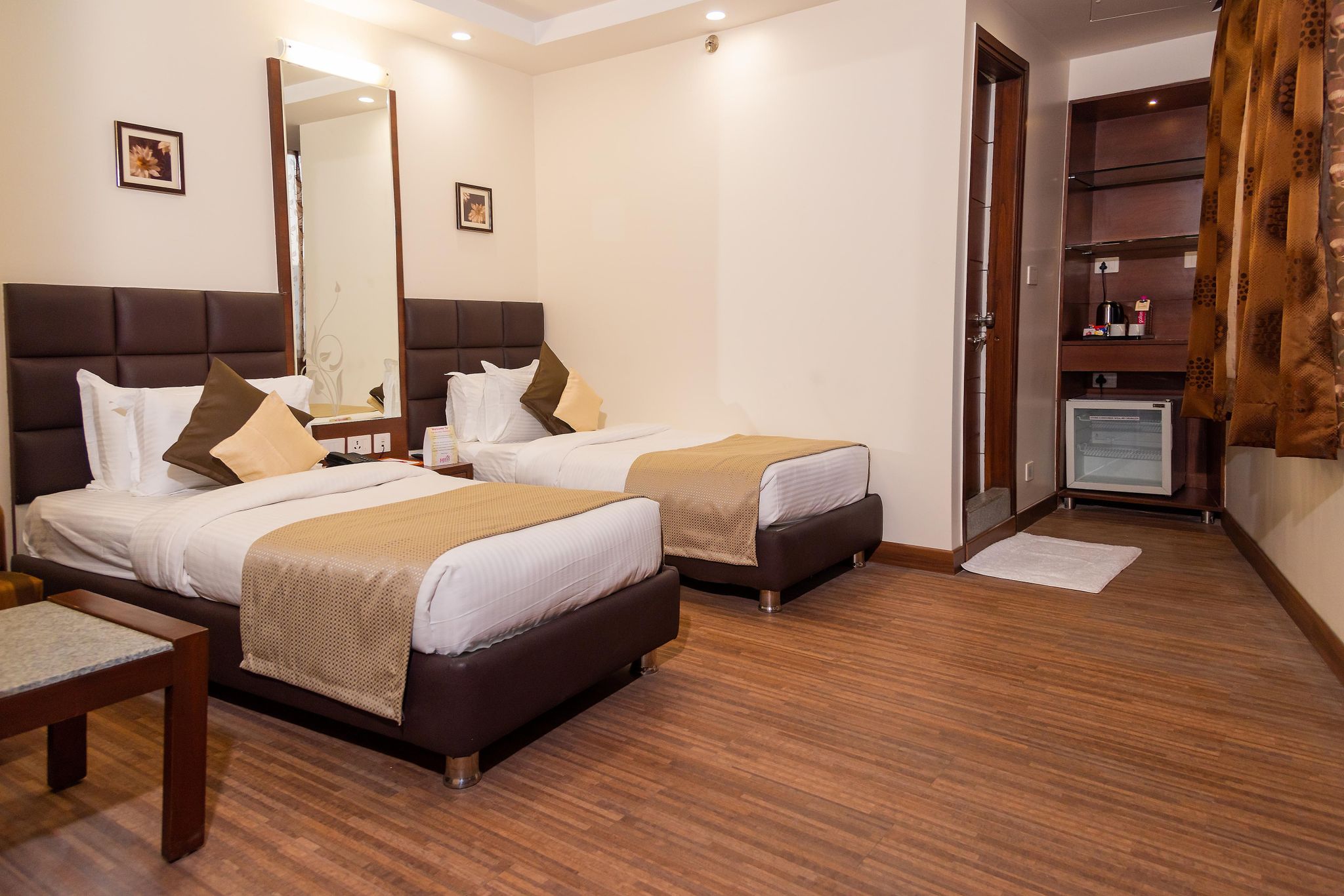Page One Hotel Deluxe Room Twin 3