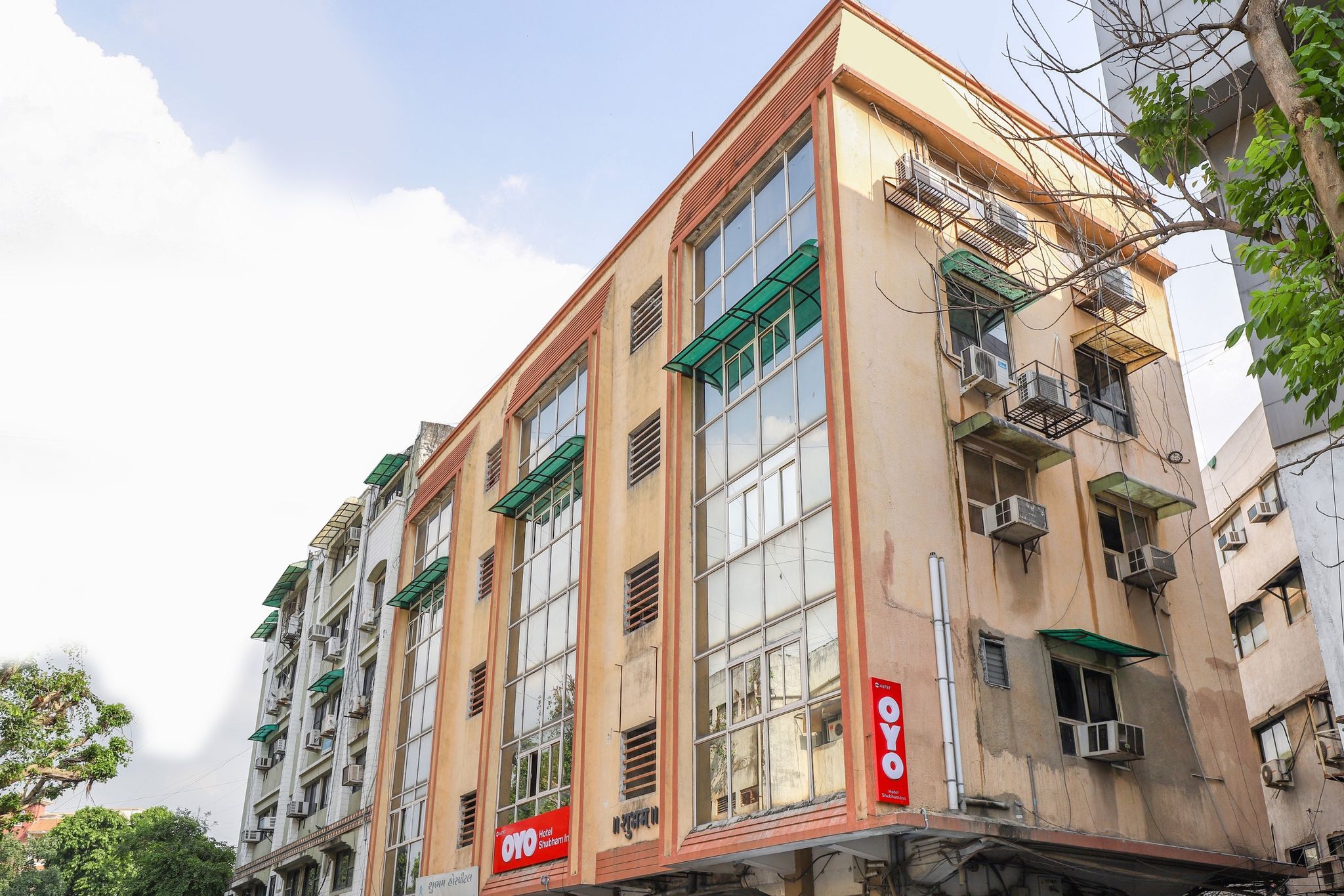 undefined OYO 49797 Hotel Shubham Inn