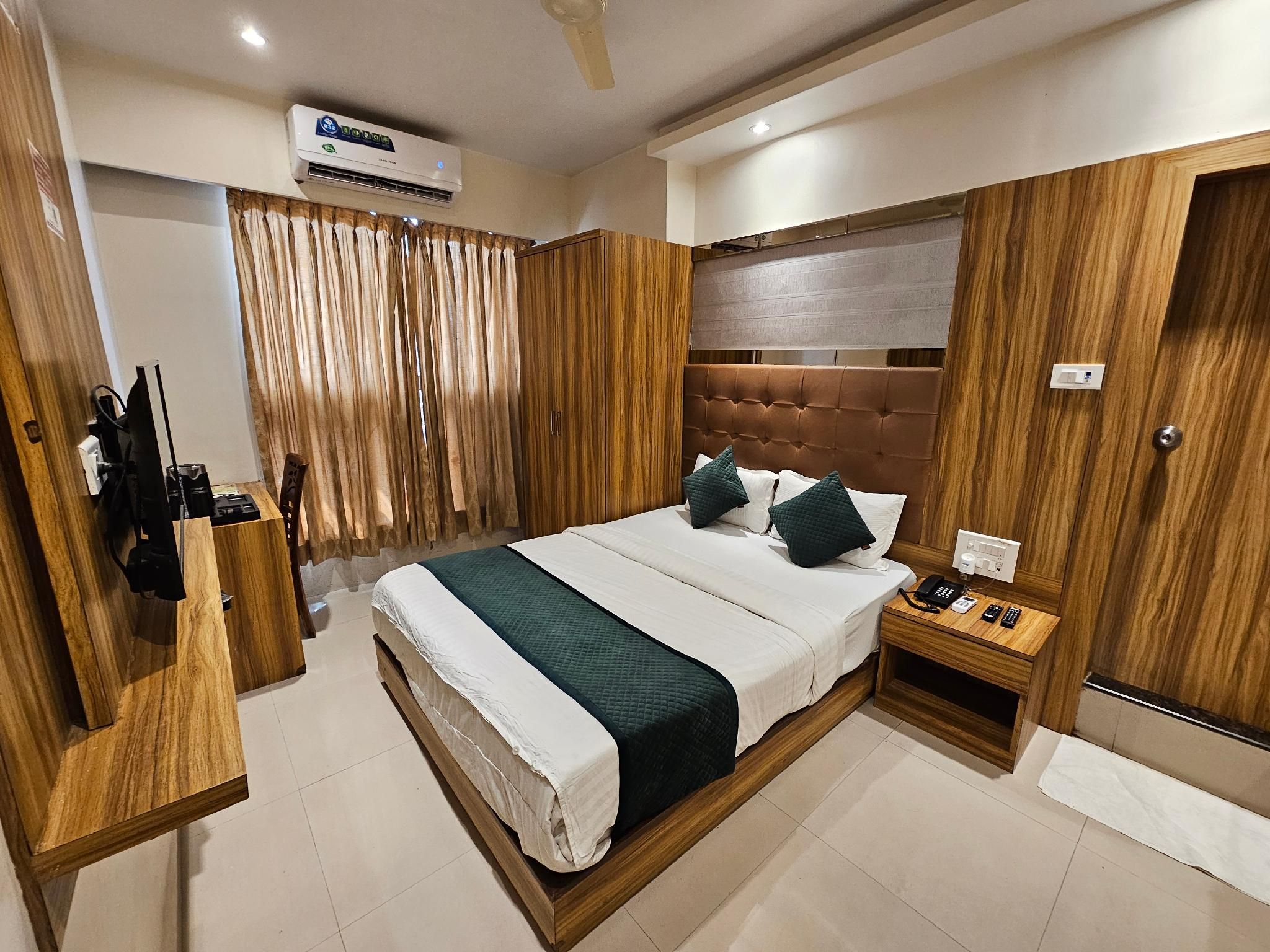 Hotel BKC Garden Near Trade Centre, Visa Consulate Deluxe Double Room 18