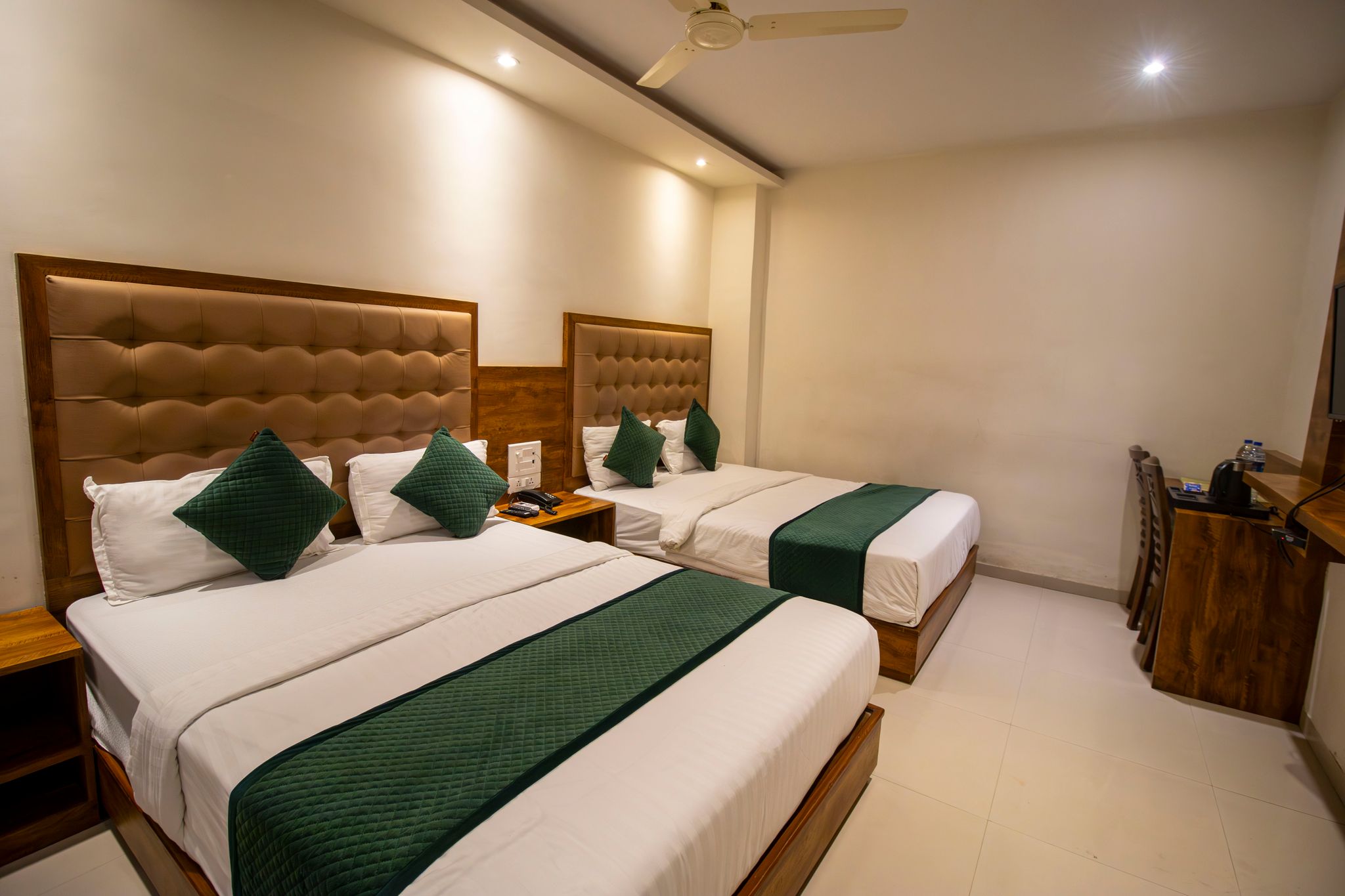 Hotel BKC Garden Near Trade Centre, Visa Consulate