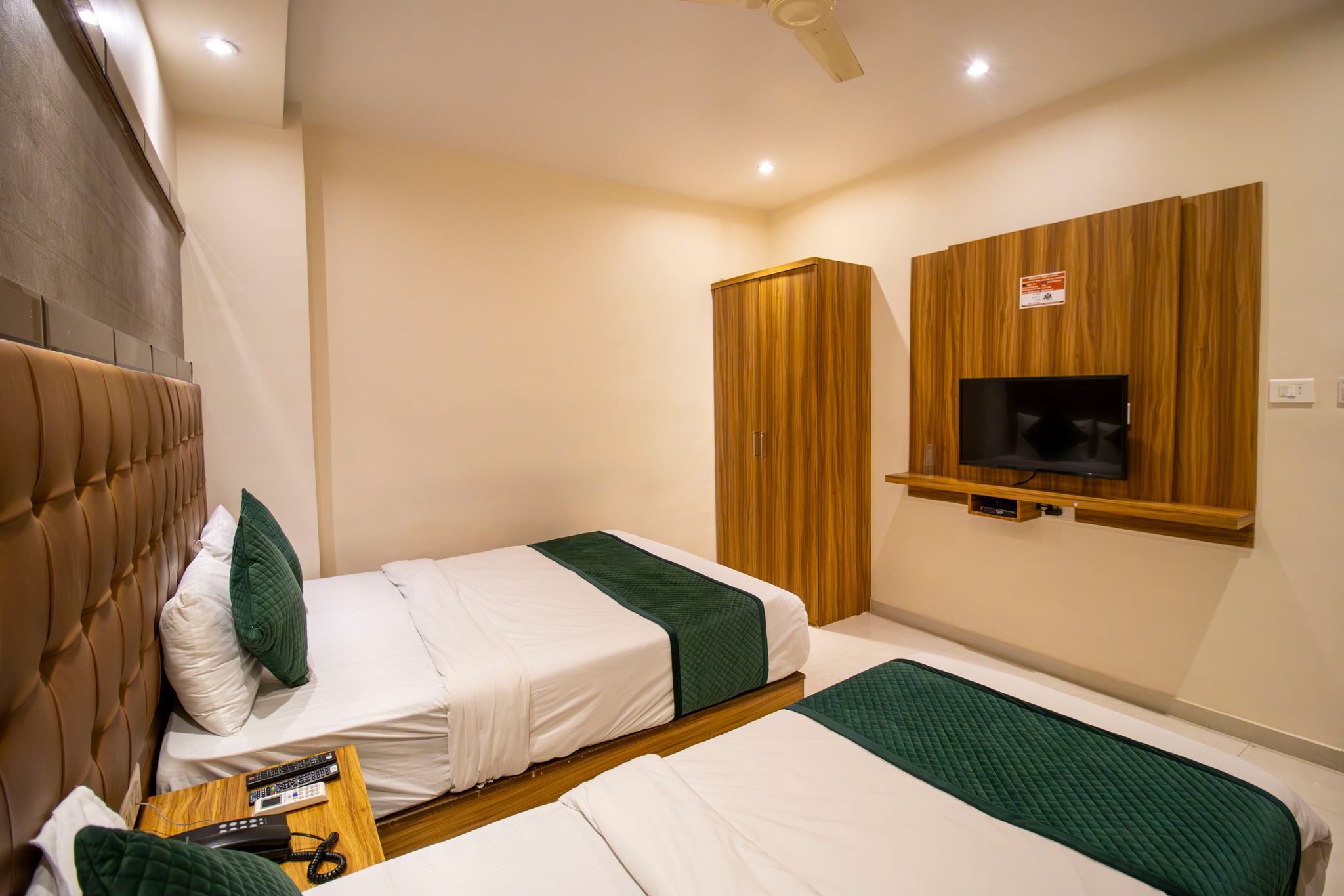 Hotel BKC Garden Near Trade Centre, Visa Consulate