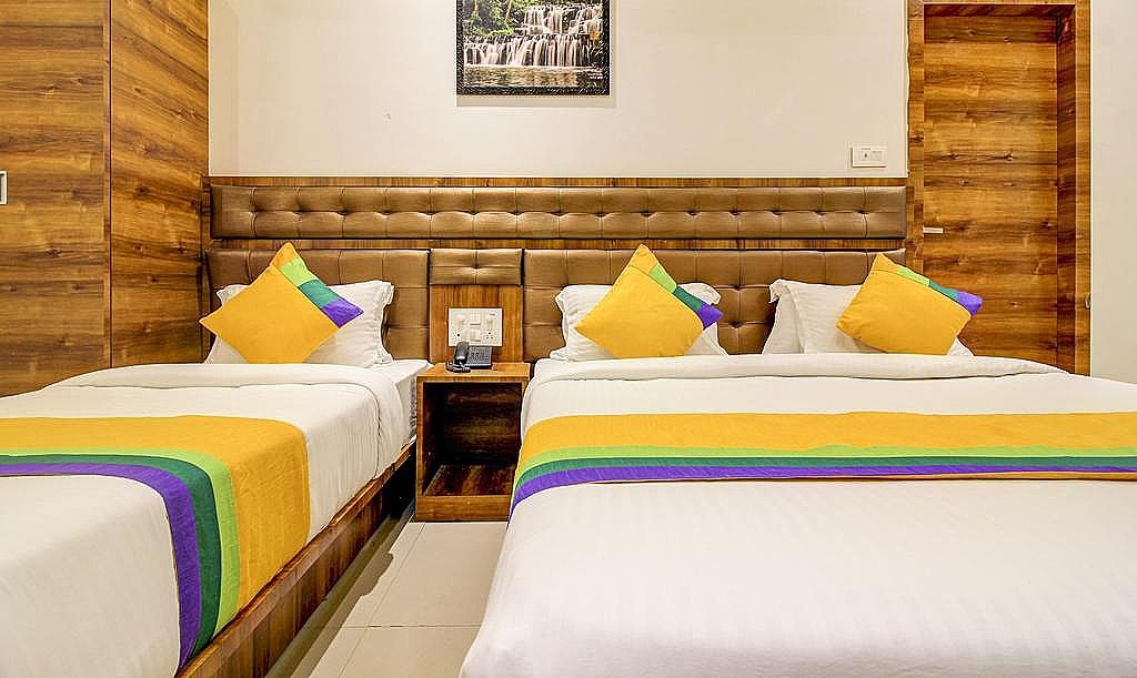 undefined Hotel Riva International - Near Nesco Center 5