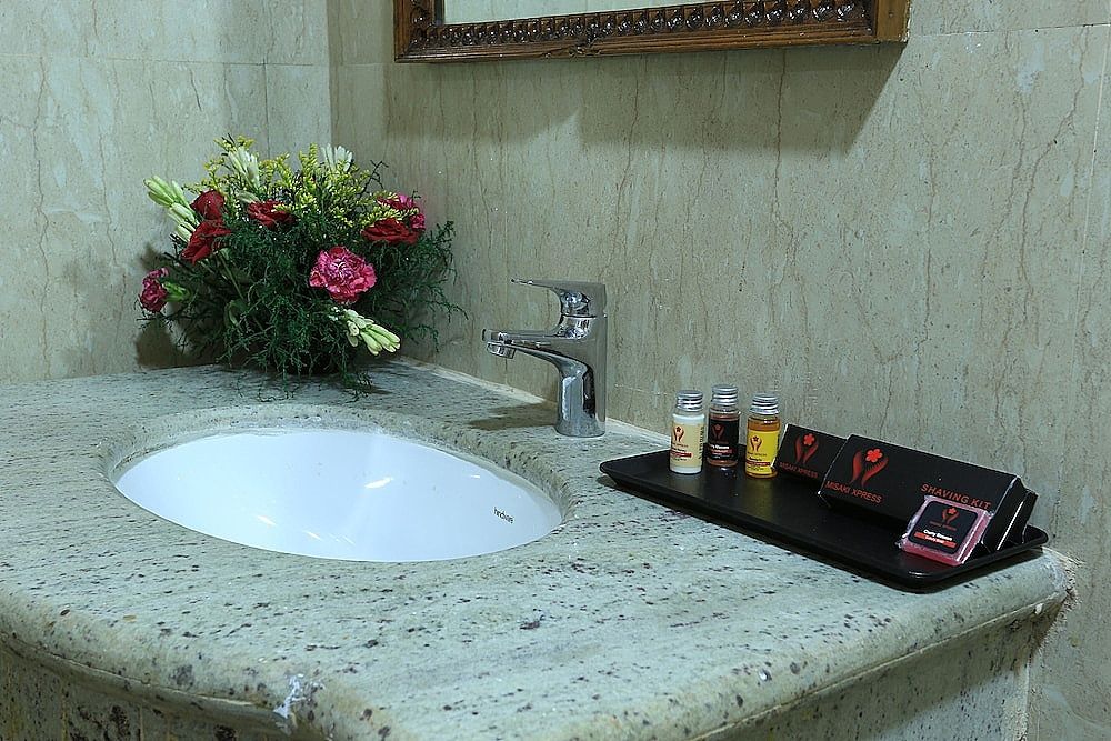 The Lohmod Hotel Deluxe Double Room 5