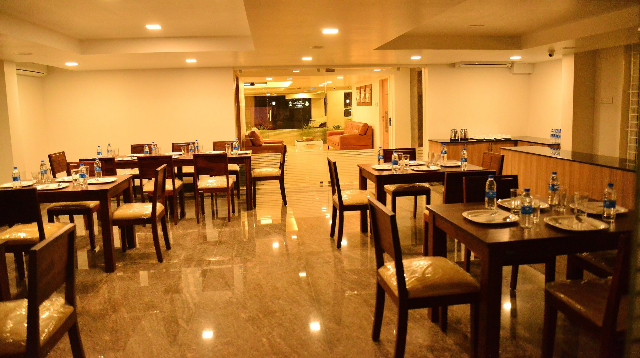 Food & Dining