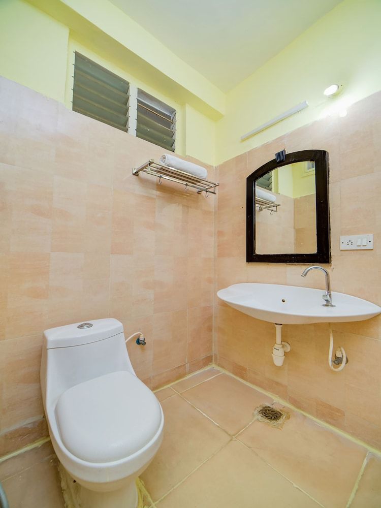 OYO 40720 Hotel Srs Regency Double or Twin Room 17