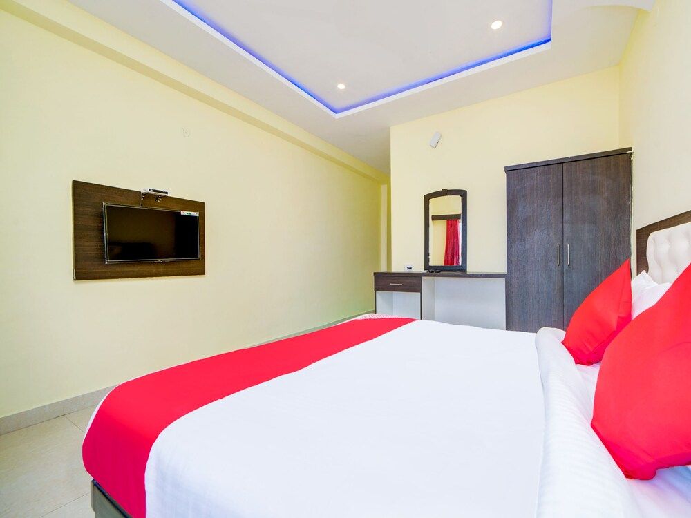 OYO 40720 Hotel Srs Regency Double or Twin Room 11