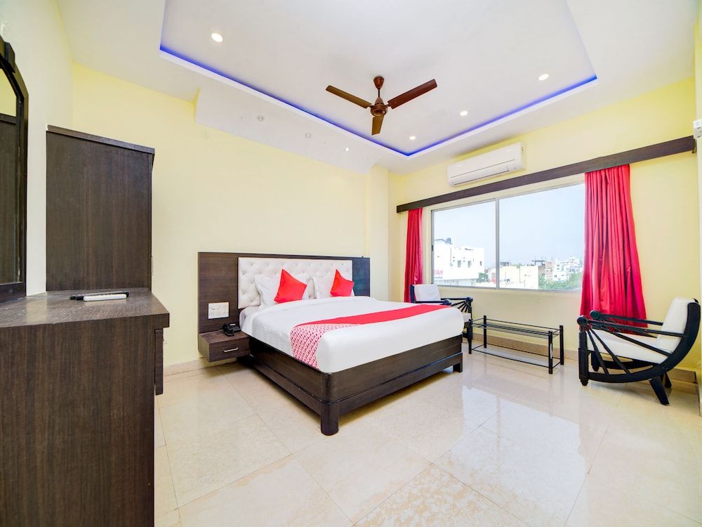 undefined OYO 40720 Hotel Srs Regency 10