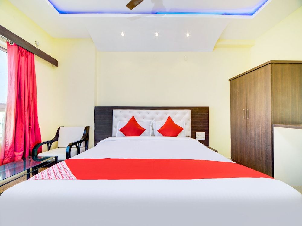 undefined OYO 40720 Hotel Srs Regency 7