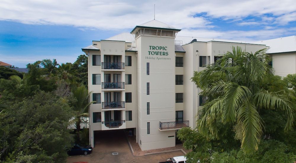 undefined Tropic Towers Apartments 3