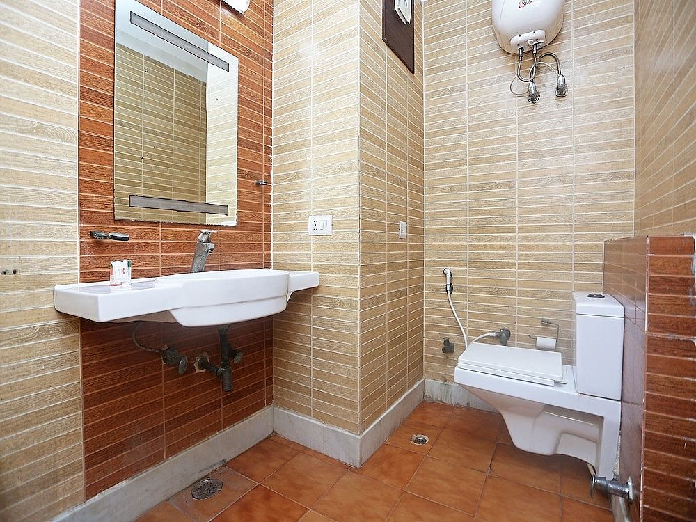 OYO 947 Hotel Palazzo Di Lara Double or Twin Room 12