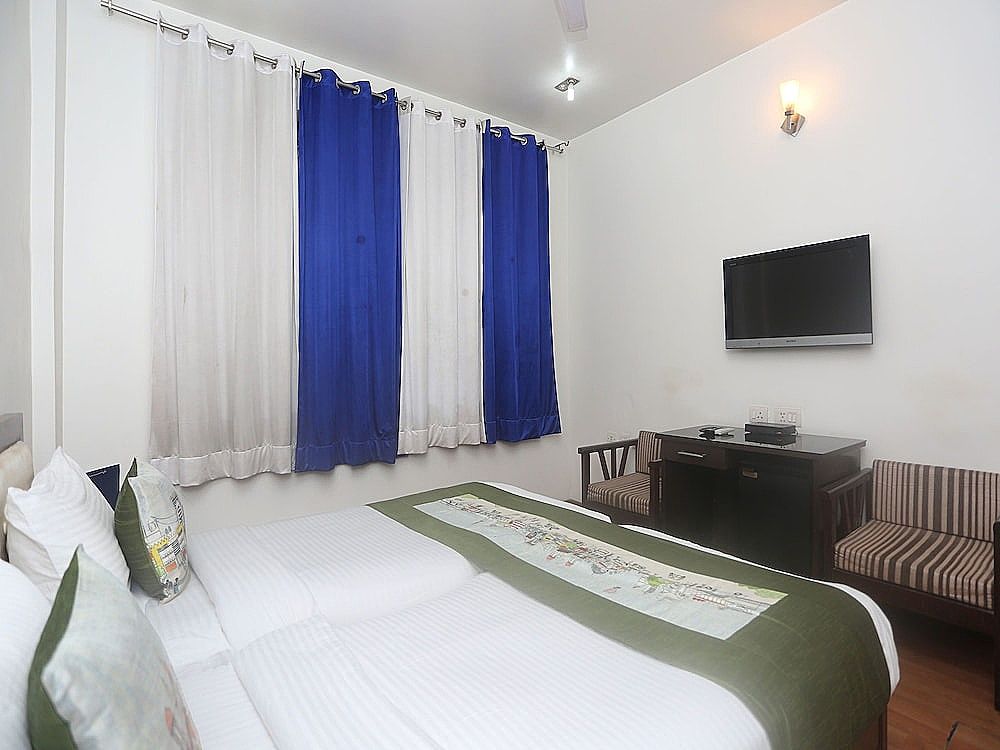 OYO 947 Hotel Palazzo Di Lara Deluxe Double or Twin Room